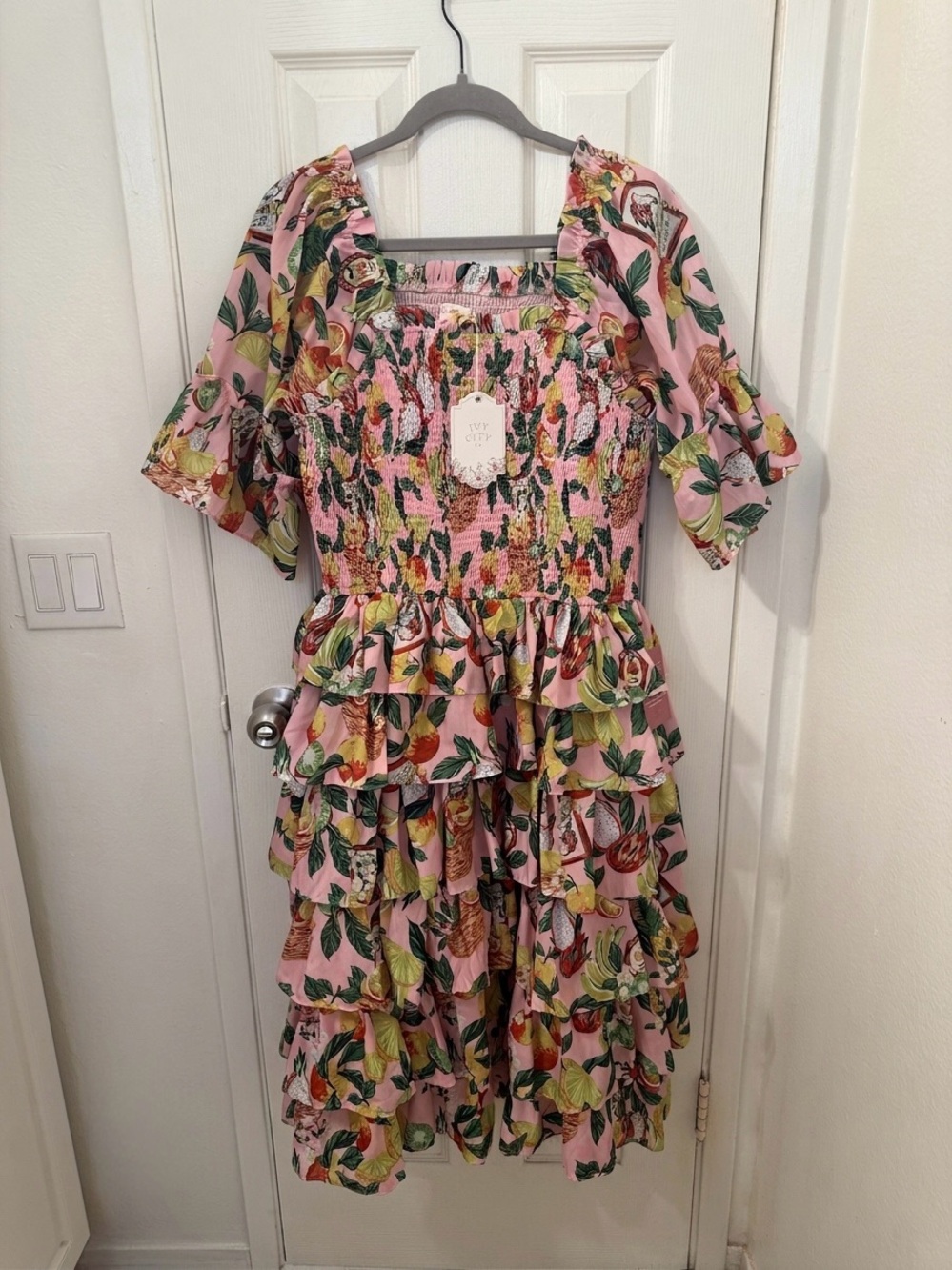 Ivy City Co Pink Floral Tiered Midi Dress